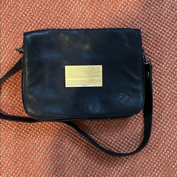 Patricia Nash Vito Smooth Leather Flap - Picture 2 of 11